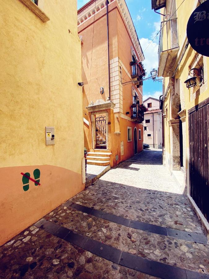 Bed and Breakfast Caterina House Nel Borgo Piu Bello D'Italia San Lucido Exterior foto